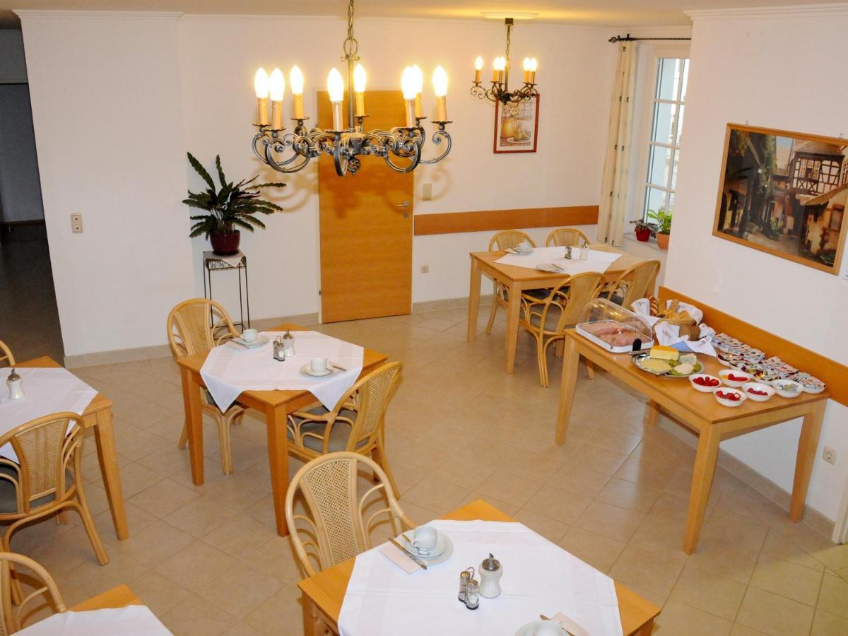 Privatzimmer Familie Schwarz Vienna Esterno foto
