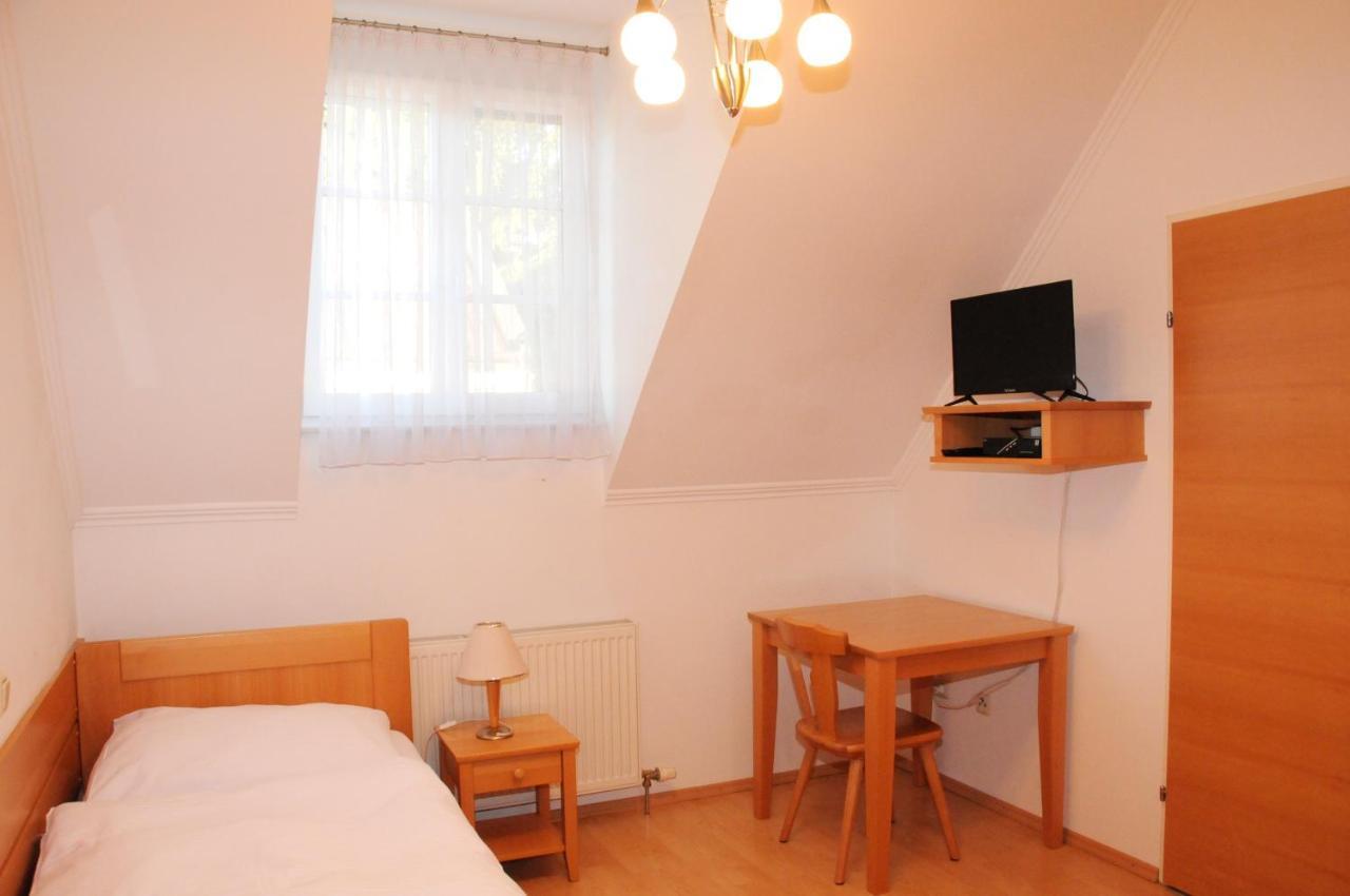 Privatzimmer Familie Schwarz Vienna Camera foto